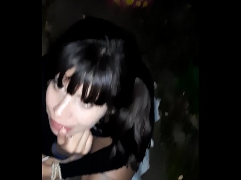 ❤️ ברחוב איבר מין נפוח בתמורה לממתקים ❤️ סרטון מזוין ב-iw.com-full-porner.ru